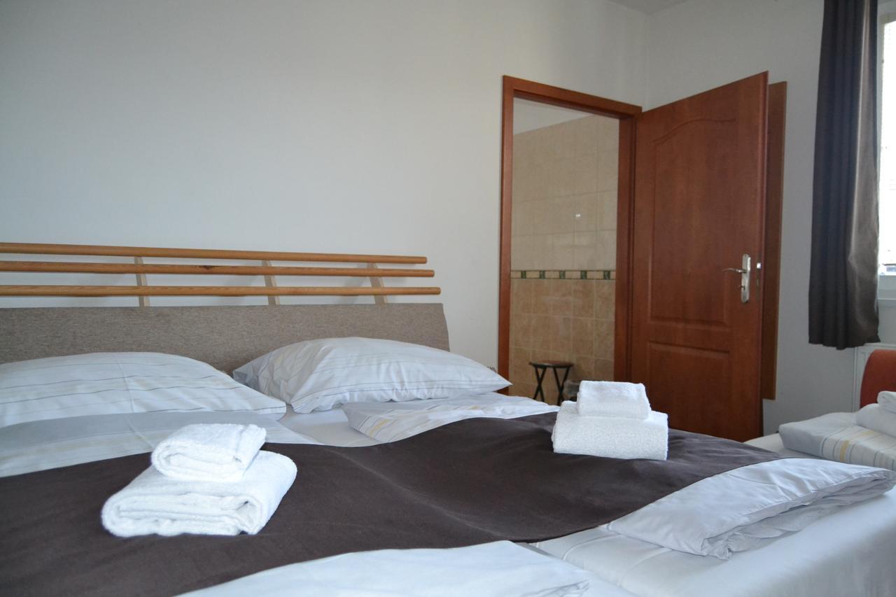 Hotel Valnovka Kamenice Ngoại thất bức ảnh